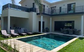 La Villa Des Trois Pins